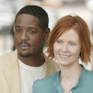 Cynthia Nixon in una scena di Sex and the City, episodio Effetto domino
