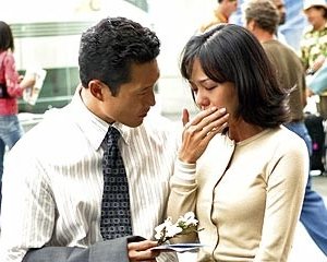 Daniel Dae Kim e Yunjin Kim nell'episodio 'La casa del Sol Levante' di Lost
