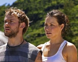 Dominic Monaghan ed Evangeline Lilly nell'episodio 'Il coniglio bianco' di Lost