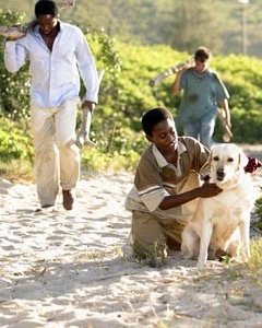 Harold Perrineau e Malcolm David Kelley nell'episodio La caccia' di Lost