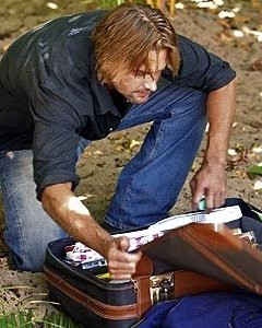 Josh Holloway nell'episodio 'Il coniglio bianco' di Lost