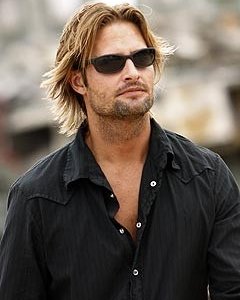 Josh Holloway nell'episodio 'La casa del Sol Levante' di Lost