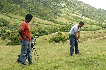 Matthew Fox Ed Harold Perrineau Giocano A Golf Nell Episodio Solitudine Di Lost 44290