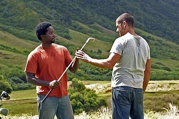 Matthew Fox ed Harold Perrineau giocano a golf nell'ep. 'Solitudine' di Lost