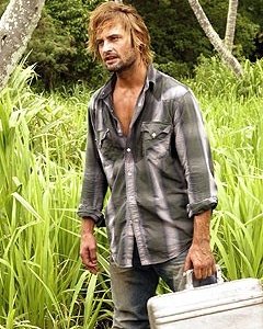 l'attore Josh Holloway nell'episodio 'Il mistero della valigetta' di Lost