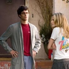 Adam Brody e Kristen Stewart in una scena de Il bacio che aspettavo