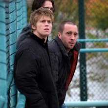 Andrew Francis e Alex O'Loughlin in una scena di The Invisible