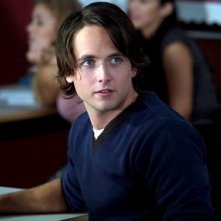 Justin Chatwin in una scena di The Invisible