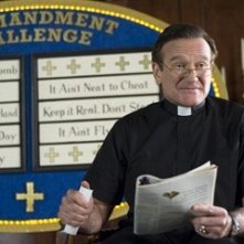 Robin Williams in una scena di Licenza di Matrimonio