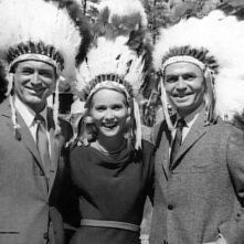 Eva Marie Saint e Cary Grant scherzano sul set di Intrigo Internazionale