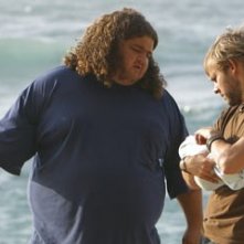 Jorge Garcia e Dominic Monaghan nell'episodio 'Il bene superiore' di Lost