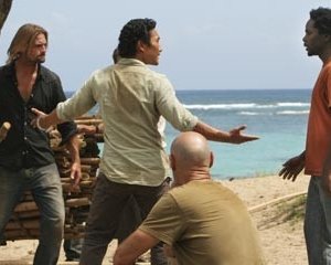 Josh Holloway, Harold Perrineau, Daniel Dae Kim e Terry O'Quinn nell'episodio 'Esodo: parte 1' di Lost