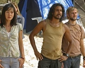 Naveen Andrews, Yunjin Kim e Dominic Monaghan nell'episodio 'Esodo: parte 1' di Lost