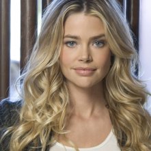 Wallpaper di Denise Richards - 48