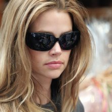 Wallpaper di Denise Richards - 55