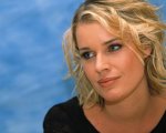 Rebecca Romijn sorpresa dalle dichiarazioni dell'ex John Stamos: 'Incredibilmente scioccata'