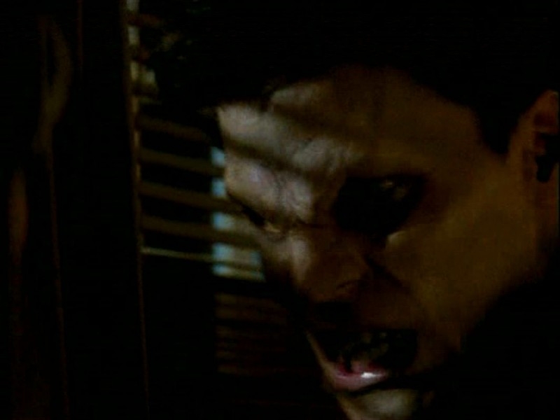 David Boreanaz In Una Scena Di Buffy L Ammazzavampiri Episodio L Angelo Custode 45114