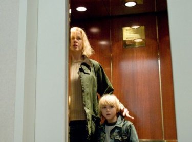 La protagonista Nicole Kidman in una scena di The Invasion