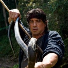 Sylvester Stallone è 'John Rambo' alle prese con un enorme serpente