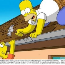 Bart e Homer in una scena de I Simpson - il film