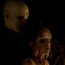 Sarah Michelle Gellar in una scena di Buffy - L'ammazzavampiri, episodio La profezia