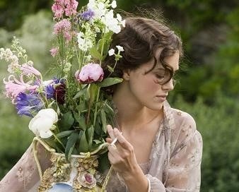 Keira Knightley in una scena del dramma Espiazione