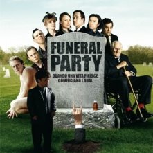 La locandina italiana di Funeral Party