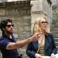 Julie Delpy e Adam Goldberg in una scena del film 2 Days in Paris