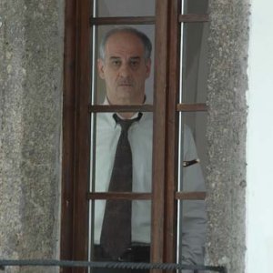 Toni Servillo in La ragazza del lago