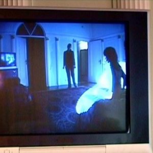 Laura Dern con Karolina Gruszka in una scena di INLAND EMPIRE