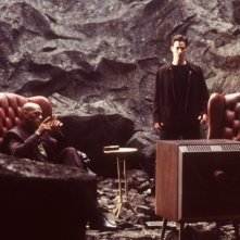 Laurence Fishburne e Keanu Reeves in una scena di MATRIX