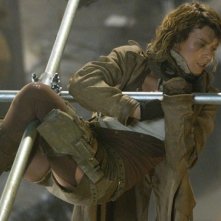 Milla Jovovich in una scena dell'action fantascientifico RESIDENT EVIL: EXTINCTION