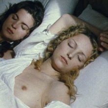 Cécile Cassel e Stéphanie de Crayencour ne Gli amori di Astrea e Céladon