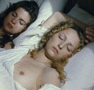 Cécile Cassel e Stéphanie de Crayencour ne Gli amori di Astrea e Céladon