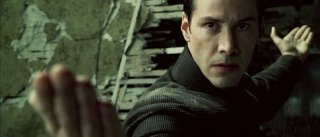 Keanu Reeves in una scena di MATRIX REVOLUTIONS (2003)