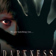 La locandina americana di DARKNESS