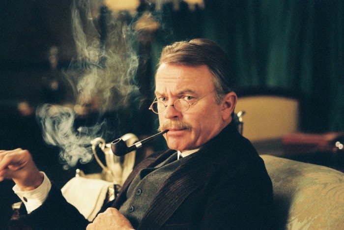 sam neill addio al volto di jurassic park dal cinema al vino la carriera di un attore amatissimo da Movieplayer.it sam neill addio al volto di jurassic park dal cinema al vino la carriera di un attore amatissimo