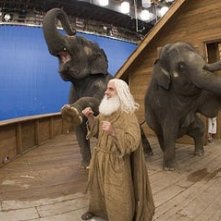 Steve Carell barbuto e canuto in una scena di Un'impresa da Dio