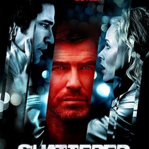 La locandina di Shattered