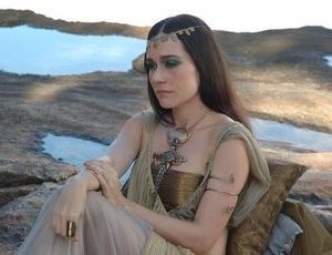 Josi Antello in una scena di Cléopatra