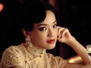 Shu Qi in una scena di Blood Brothers