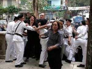 Una scena di Le Chaos