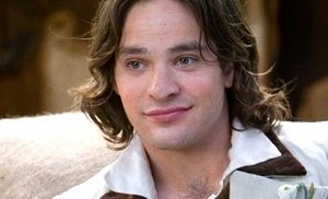 Un primo piano di Charlie Cox  in Stardust