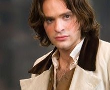 Charlie Cox  in Stardust