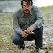 Josh Brolin in una scena del film No Country for Old Men