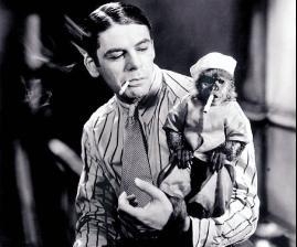 Una scena del film Scarface - Lo sfregiato