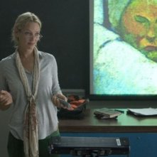 Uma Thurman in una sequenza del thriller Davanti agli occhi
