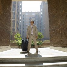 Enrico Brignano in una scena di SMS - sotto mentite spoglie