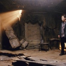 John Cusack in una sequenza di 1408