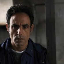 un intenso Ahmed Hefiane in una scena de La giusta distanza